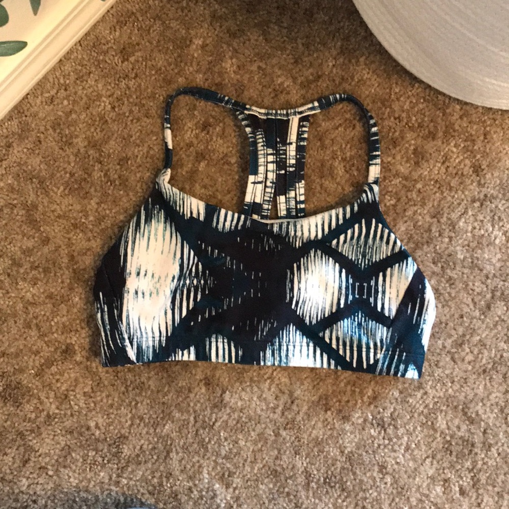 Sports bra